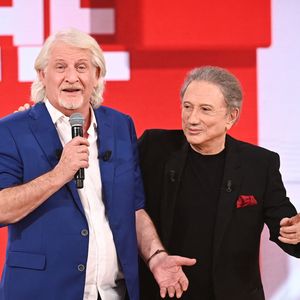 Exclusif - Patrick Sébastien et Michel Drucker - Enregistrement de l'émission "Vivement Dimanche", présentée par M.Drucker et diffusée le 29 décembre sur France 3, au studio Rive Gauche à Paris. Le 6 décembre 2024
© Guillaume Gaffiot / Bestimage