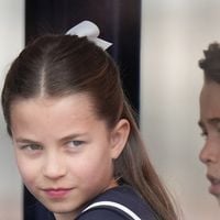 Le prince George : sa soeur Charlotte mise sur une célèbre marque française pour son 12ème anniversaire, une énième leçon de style qui fait mouche !