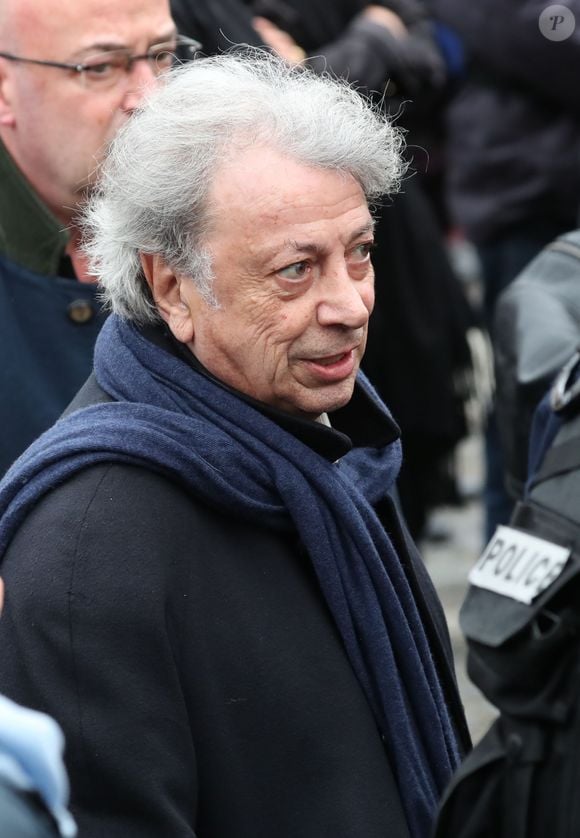 Hervé Vilard - Arrivées aux obsèques de Michou en l'église Saint-Jean de Montmartre à Paris. Le 31 janvier 2020
Bestimage