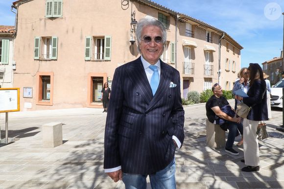 Norbert Atlan (ex de Chantal Nobel) lors de la cérémonie d'obsèques de Chantal Nobel en l'église Notre-Dame de l'Assomption à Ramatuelle, France, le 7 mai 2026. © Franz Chavaroche/Bestimage
