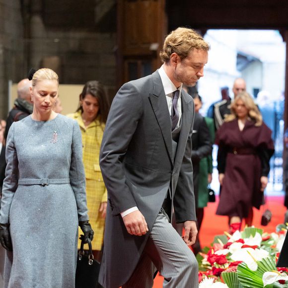 Il y a deux mois, Beatrice Borromeo devenait maman pour la troisième fois.

Beatrice Borromeo, Pierre Casiraghi lors de la messe en la cathédrale Notre-Dame-immaculée de Monaco le jour de la fête nationale à Monaco le 19 novembre 2025.
© Olivier Huitel / Pool Monaco / Bestimage