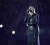 “La première fois que j’ai pleuré en écoutant Louane, c’est simple, c’était lorsqu’elle a chanté "Imagine" qui était la chanson préférée de son papa et il était décédé, je crois, quelques jours avant” 

La chanteuse Louane (Louane Emera), représentante de la France au concours de l'Eurovision, interpréte pour la première fois son titre Maman, en hommage à sa mère décédée lorsqu'elle avait 17 ans, devant les 80 000 spectateurs, suspendue sur une plateforme, plusieurs mètres au-dessus de la pelouse et des musiciens, du Stade de France à la mi-temps du match du Tournoi des Six Nations opposant la France à l'Écosse, à Saint-Denis, Seine Saint-Denis, France, le 15 mars 2025. © Cyril Moreau/Bestimage