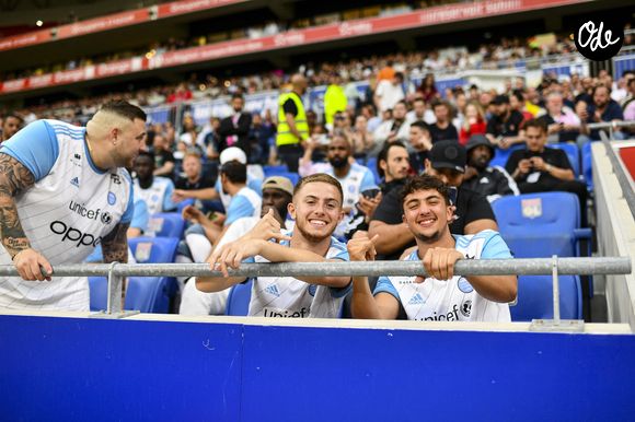Michou et Inox Tag lors du match de football caritatif "Le match des héros UNICEF" entre l'OL Légendes et la team Unicef en faveur de l'association Aide Médicale & Caritative France-Ukraine (AMC France-Ukraine) au Groupama Stadium à Lyon, France, le 10 mai 2022. © Pierre Perusseau/Bestimage #