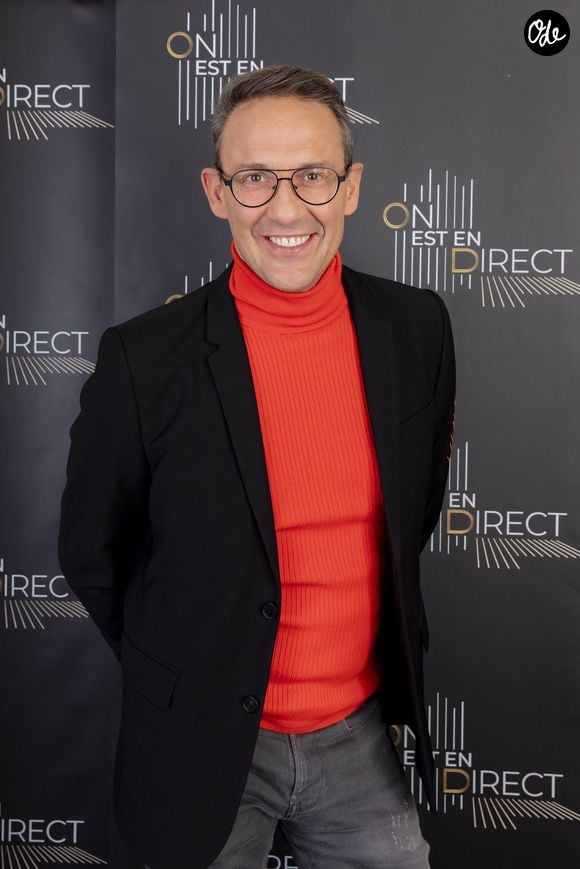 Julien Courbet (RTL) - Backstage de l'enregistrement de l'émission "On Est En Direct" (OEED), Spéciale 100 ans de la radio, présentée par L.Ruquier, diffusée sur France 2. © Jack Tribeca / Bestimage