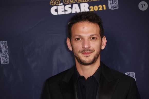 Vincent Dedienne lors du photocall lors de la 46ème cérémonie des César à l'Olympia à Paris, France, le 12 mars 2021.© Thomas Samson / Pool / Bestimage

|Arrivées - 46ème cérémonie des César à l'Olympia de Paris