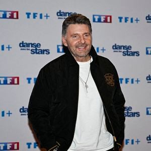 Philippe Lellouche lors de la séance photo organisée à l'occasion du lancement de la nouvelle saison 2026 de « Danses avec les stars » (DALS), le 18 décembre 2025 aux studios TF1 à Boulogne-Billancourt - Photo de Joly V/ANDBZ/ABACAPRESS.COM