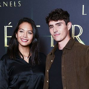 Après cinq ans de relation, Vaimalama Chaves et son chéri ont récemment annoncé leur séparation. 

Vaimalama Chaves (Miss France) et Nicolas Fleury - Avant première du film Marvel "Les Eternels" au Grand Rex à Paris © Pierre Perusseau/Bestimage