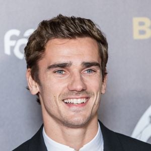 Antoine Griezmann s’apprête à quitter l’Atlético de Madrid après dix saisons au club.

Antoine Griezmann - Tapis rouge de la cérémonie du Ballon d'or France Football au Grand Palais à Paris, France. Le Croate L. Modric remporte le trophée. © Cyril Moreau/Bestimage