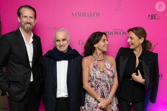 Exclusif - Sam Bobino, Alain Terzian, Sandra Sisley et Stephanie Azaria lors d'une soirée  à la suite Sandra & Co lors du Festival International des Séries de Cannes, Canneseries Saison 8, à l’hôtel JW Marriott Cannes le 25 avril 2025.

© Aurelio Stella / William Sanches Tavares / Bestimage