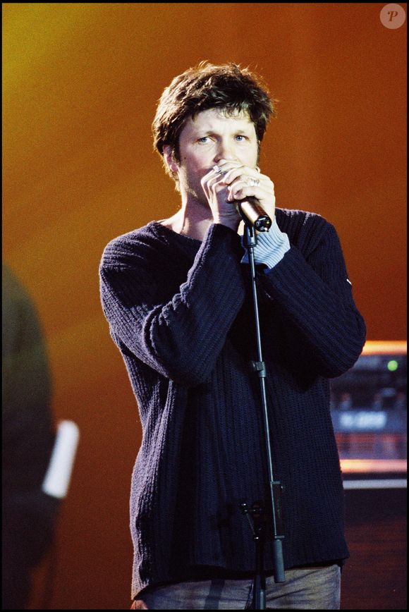 Archives - Bertrand Cantat à la 17e Cérémonie des Victoires de la Musique en 2002. 

Photo : Agence / Bestimage