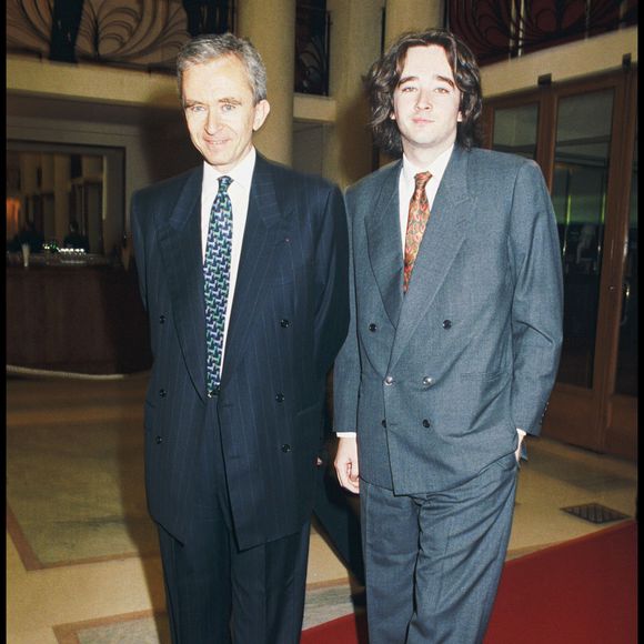 Bernard Arnault et son fils Antoine, en 1997 © BERTRAND RINDOFF PETROFF / BESTIMAGE