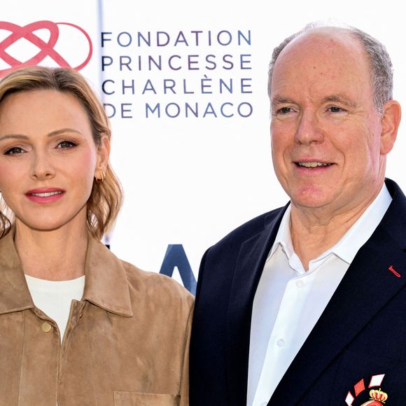 Le prince Albert II de Monaco et la princesse Charlene de Monaco ont assisté au 1er Tournoi Monaco Sevens qui s'est déroulé au Stade prince héréditaire Jacques à Beausoleil, le 1er mai 2026. - © Bruno Bebert/Bestimage