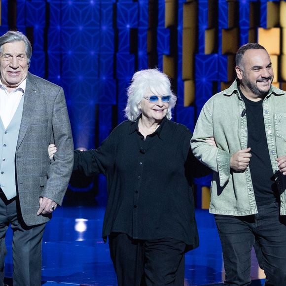 Exclusif - Jean-Pierre Castaldi, Catherine Lara, François-Xavier Demaison lors de l'enregistrement de l'émission "La Boîte à secrets", présentée par F.Bollaert et diffusée le 9 janvier 2026 sur France 3, dans les studios du Lendit à Saint-Denis, France, le 2 décembre 2025. © Cyril Moreau/Bestimage