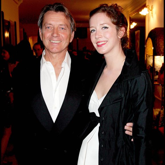 Bernard Giraudeau et sa fille Sara Giraudeau à la cérémonie des Molières 2009 ©Guillaume Gaffiot/Bestimage