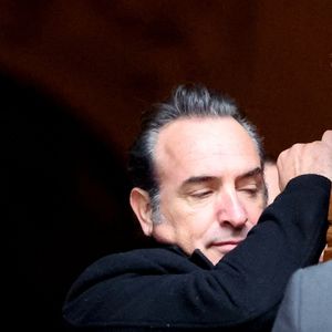 Jean Dujardin - Sorties des obsèques du réalisateur Bertrand Blier en l'église Saint-Roch à Paris le 29 janvier 2025. © Dominique Jacovides/Bestimage