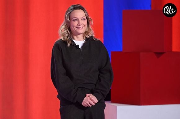 Caroline Vigneaux lors de l'enregistrement de l'émission "Vivement dimanche" au studio Rive Gauche, présentée par M. Drucker avec une diffusion sur France 3 le 25 janvier 2026. © Guillaume Gaffiot/Bestimage