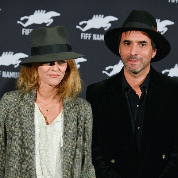 Vanessa Paradis et Samuel Benchetrit lors du photocall du film Le Chien au Festival du Film Francophone à Namur, Belgique, le 5 octobre 2017. Photo par Gys/Reporters/ABACAPRESS.COM