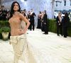 Récemment, Kylie Jenner a fait sa neuvième apparition au Met Gala 2026 dans une robe nude sculpturale signée Schiaparelli.

Kylie Jenner au Met Gala 2026, Metropolitan Museum of Art, New York, États-Unis - 04 mai 2026 BFA.com / Backgrid USA / Bestimage David Fisher/Shutterstock (16852771sx)