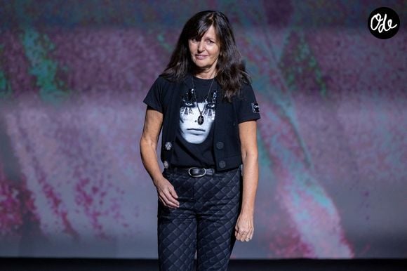 Evincée soudainement en juin 2024 par la direction, elle livre aujourd'hui un témoignage sur son parcours personnel.   

Virginie Viard lors du défilé Chanel Collection Femme Prêt-à-porter Printemps/Eté 2023 lors de la Fashion Week de Paris, le 4 octobre 2022. 

© Olivier Borde/Bertrand Rindoff Petroff/Bestimage