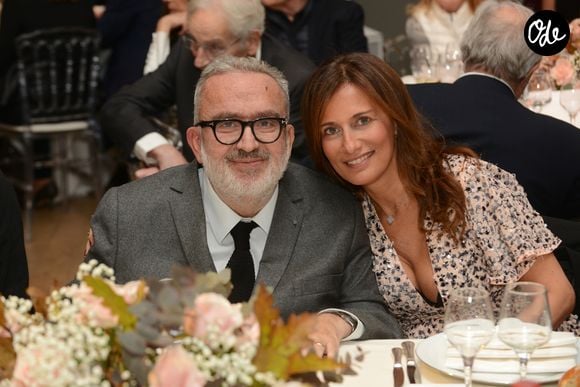 Elle raconte une réalité souvent méconnue, celle d'une vie entièrement conditionnée par le manque d'accessibilité.

Exclusif - Dominique Farrugia et sa femme Isabelle - Gala annuel du "Casip-Cojasor" à l'Hôtel Salomon de Rothschild à Paris, le 12 novembre 2019.© Erez Lichtfeld/Bestimage