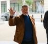 Après des années de prise de médicaments, il a dû réapprendre à reconstruire son corps naturellement.

Sylvester Stallone est aperçu aux abords de BBC Radio 2 à Londres, vêtu d'une veste en daim et chaussé avec élégance. L'acteur arrive à la station de radio de la capitale. 
Backgrid UK/ Bestimage