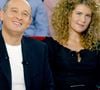 Michel Jonasz est le père de deux enfants...

Michel Jonasz et sa Fille Hannah sur le plateau de "Vivement Dimanche". © Guillaume Gaffiot/Bestimage