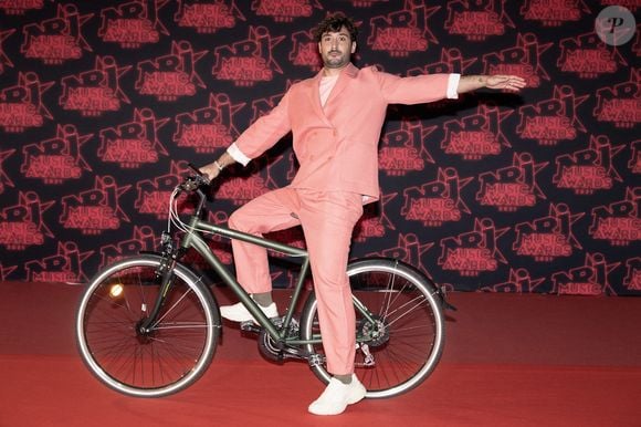 Jeremy Frerot participe aux 22e NRJ Music Awards, le 20 novembre 2021 à Cannes, France. Photo by David Niviere/ABACAPRESS.COM