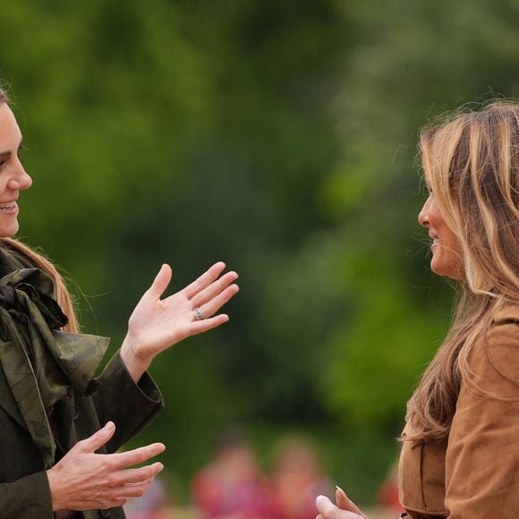 Kate Middleton et Melania Trump au parc de Frogmore à Windsor, dans le Berkshire, lors du deuxième jour de la deuxième visite d'État du président américain Donald Trump au Royaume-Uni. © PA Photo/ Bestimage