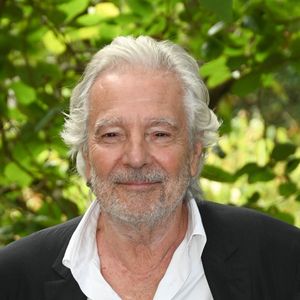 Pierre Arditi au photocall du film “Maestro(s)” lors du 15ème festival du film francophone de Angoulême, France, le 26 août 2022. © Coadic Guirec/Bestimage