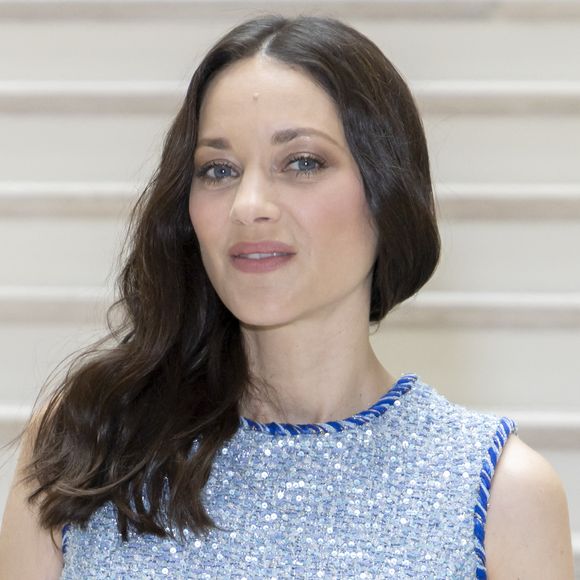 Marion Cotillard a assisté au défilé Chanel, quelques jours seulement après l’annonce de sa séparation avec Guillaume Canet.

Marion Cotillard au défilé Chanel 2 "Collection Haute Couture Automne/Hiver 2025-2026" lors de la Fashion Week de Paris @OLIVIER BORDE / BESTIMAGE

© Olivier Borde / Bestimage