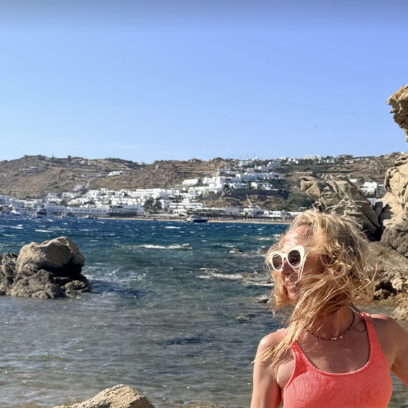 Alexandra Lamy en vacances en Grèce avec sa fille Chloé Jouannet et sa soeur Audrey Lamy