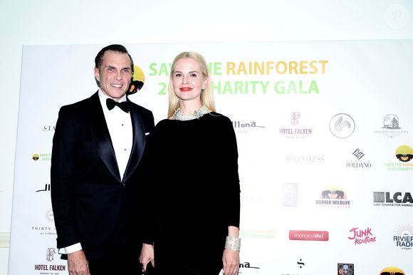 Le sexe du bébé n'a pas été dévoilé par les heureux futurs parents.

SAR Le Prince Charles-Philippe d'Orléans, duc d'Anjou, La princesse Naomi d'Orléans, duchesse d'Anjou au Gala "Save the rainforest all against cruelty to all animals respect life" à l'hôtel Fairmont Monte-Carlo de Monaco, le 17 mai 2025. © Claudia Albuquerque/Bestimage
