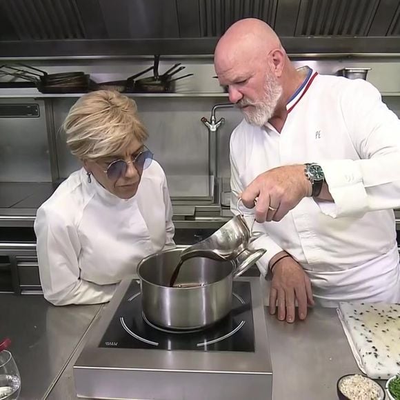 Amina et Philippe Etchebest dans l'épisode de "Cauchemar en cuisine" sur M6, diffusé le 11 septembre 2025