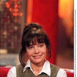 Marie Trintignant à l'enregistrement de l'émission "Vivement Dimanche" de Michel Drucker le 13 mars 2001.© Jean-Jacques Datchary/ABACA.