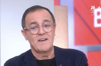 Invité sur le plateau de l'émission "C à Vous" Thierry Beccaro a évoqué son éviction de Motus après avoir passé près de 29 ans à la présenter

"C à Vous" France 3