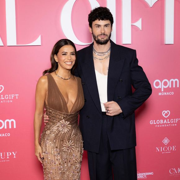 Eva Longoria et Baptiste Giabiconi assistent au premier Gala Global Gift sponsorisé par « APM Monaco » organisé à Monaco, dans la Salle Empire de l'Hôtel de Paris. © Olivier Huitel/Pool/Bestimage