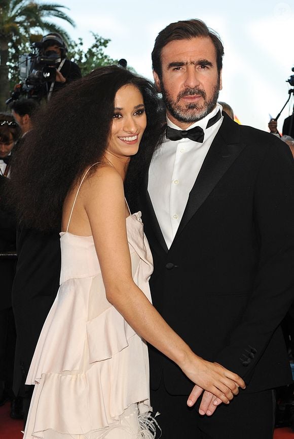 Eric Cantona et Rachida Brakni arrivent à la projection de 'Looking for Eric' pendant le 62ème Festival de Cannes au Palais des Festivals à Cannes, France le 18 mai 2009. Photo Nebinger-Orban/ABACAPRESS.COM