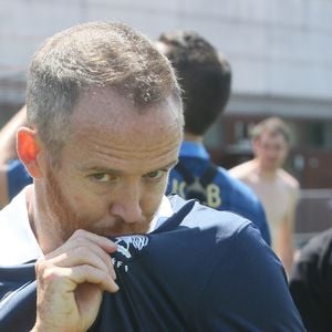 Dave Farrell - Le groupe Linkin Park rencontre ses fans lors d'un match de football au stade annexe du Stade de France à Saint-Denis le 11 juin 2014. Veeren -Christophe Clovis / Bestimage