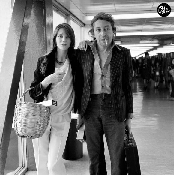 Jane Birkin et Serge Gainsbourg à Londres en 1977.
Mirrorpix / Bestimage
