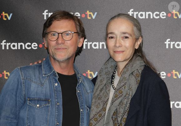Laurent Romejko et Delphine Ernotte, présidente de France Télévisions - Photocall à l'occasion des 40 ans de l'émission "Télématin" au siège de France Télévisions à Paris le 6 février 2025. © Coadic Guirec/Bestimage