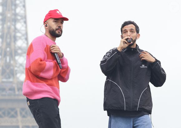 Dans une interview pour la chaîne de Mastu, dont un extrait a été partagé sur TikTok par le compte Videotube.clips, le rappeur a averti son aîné, à ce sujet.

Bigflo et Oli lors du concert à l'occasion de l'opération Vacances de OUF, Journée des oubliés des vacances pour les 80 ans du Secours Populaire au Champ-de-Mars à Paris le 20 août 2025. © Coadic Guirec / Bestimage