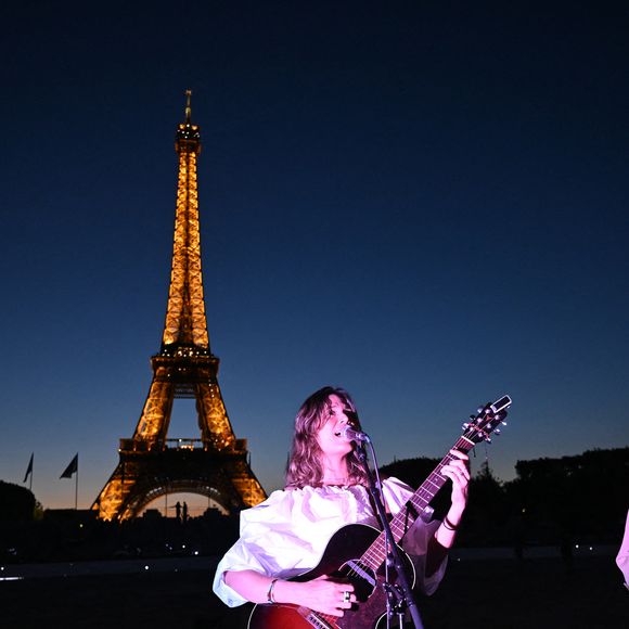 Exclusif - Vanille Clerc, Keziah Jones lors du Showcase de Vanille et Keziah Jones lors du Longines Paris Eiffel Jumping le 20 juin 2025

© Perusseau / Veeren / Bestimage