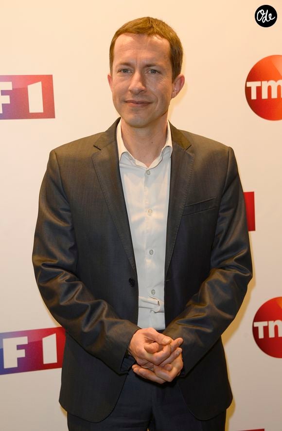 Ses trois plus jeunes filles pratiquent toutes une activité sportive.

Grégoire Margotton - Conférence de presse de TF1 pour le lancement de l'Euro 2016 à Paris le 17 mai 2016. © Coadic Guirec/Bestimage