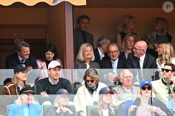 François Baroin et sa femme Stéphanie Lochard et Eric Ciotti et sa fille durant la finale de la 118e édition du Rolex Monte-Carlo Masters, au Monte-Carlo Country Club à Roquebrune Cap Martin, le 13 avril 2025. © Bruno Bebert/Bestimage