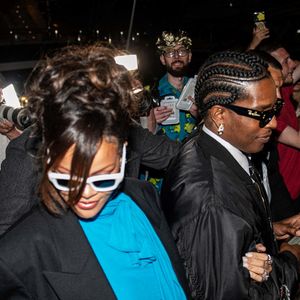Rihanna enceinte et A$AP Rocky quittent leur soirée après avoir été aperçus sur les marches du Palais des Festivals à Cannes, France, le 20 mai 2025, lors du 78e Festival de Cannes. Photo by Florian Poitout/ABACAPRESS.COM