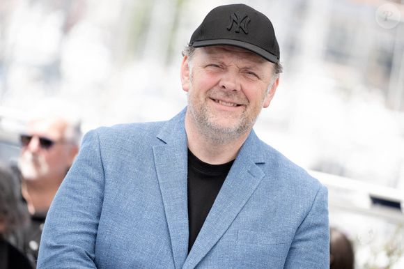 Gregory Gadebois assiste au Photocall Le Fil lors du 77ème Festival de Cannes au Palais des Festivals le 22 mai 2024 à Cannes, France. Photo par David Niviere/ABACAPRESS.COM