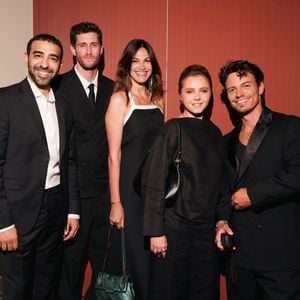 Les fans de feuilletons français vont forcément reconnaître le visage familier de l’actrice qui a rejoint le casting de "Nouveau Jour".

Exclusif - Kevin Dias, Mhamed Arezki, Marion Aymé, Jean-Baptiste Maunier et Helena Noguerra lors du départ de l’hôtel Monte-Carlo Bay Hotel & Resort - Festival de Télévision de Monte Carlo a Monaco. © Pierre Perusseau / Osuna / Bestimage