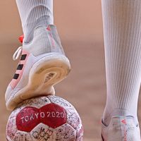 Une sportive perd la vie à seulement 21 ans, le monde du handball pleure une "jeune femme solaire"