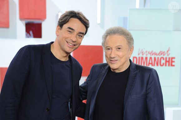 Exclusif - Julian Bugier et Michel Drucker - Enregistrement de l'émission Vivement dimanche au studio rive gauche presentée par M. Drucker avec une diffusion sur France 3 le 23 novembre. © Guillaume Gaffiot/Bestimage