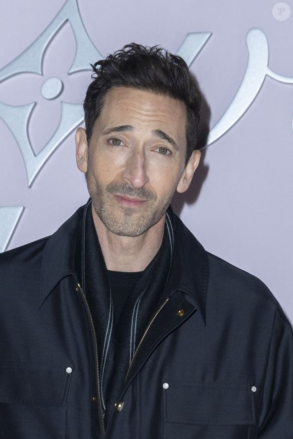 Adrien Brody - Photocall pour le défilé Louis Vuitton prêt à porter hommes Automne / hiver  2025 - 2026 lors de la fashion week à Paris le 21 2025. © Olivier Borde /Bestimage